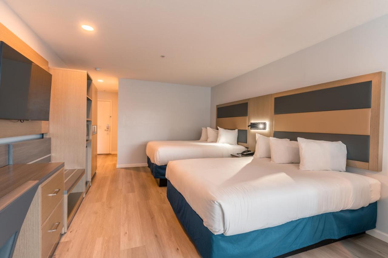 Hotel Aluxor Sfo, Sapphire Boutique Collection Σαν Μπρούνο Εξωτερικό φωτογραφία